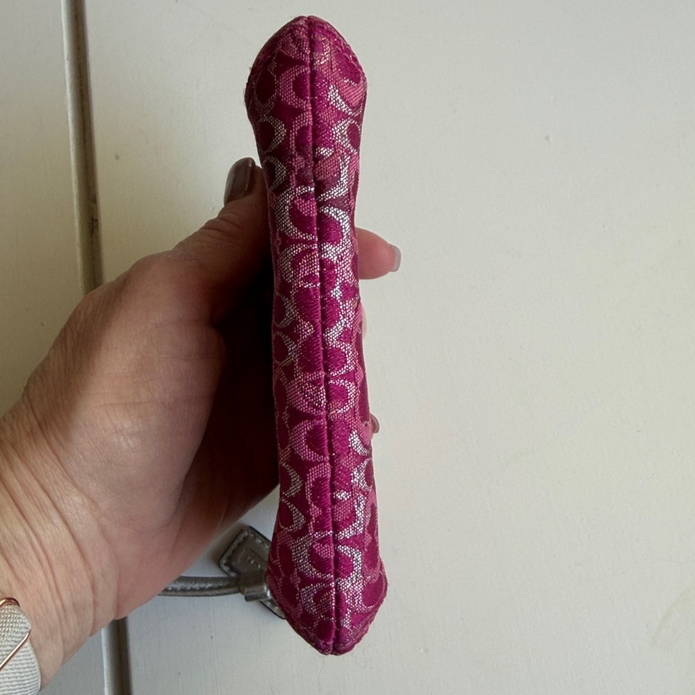 Coach Fuchsia Signature Wristlet - Picture 10 of 11